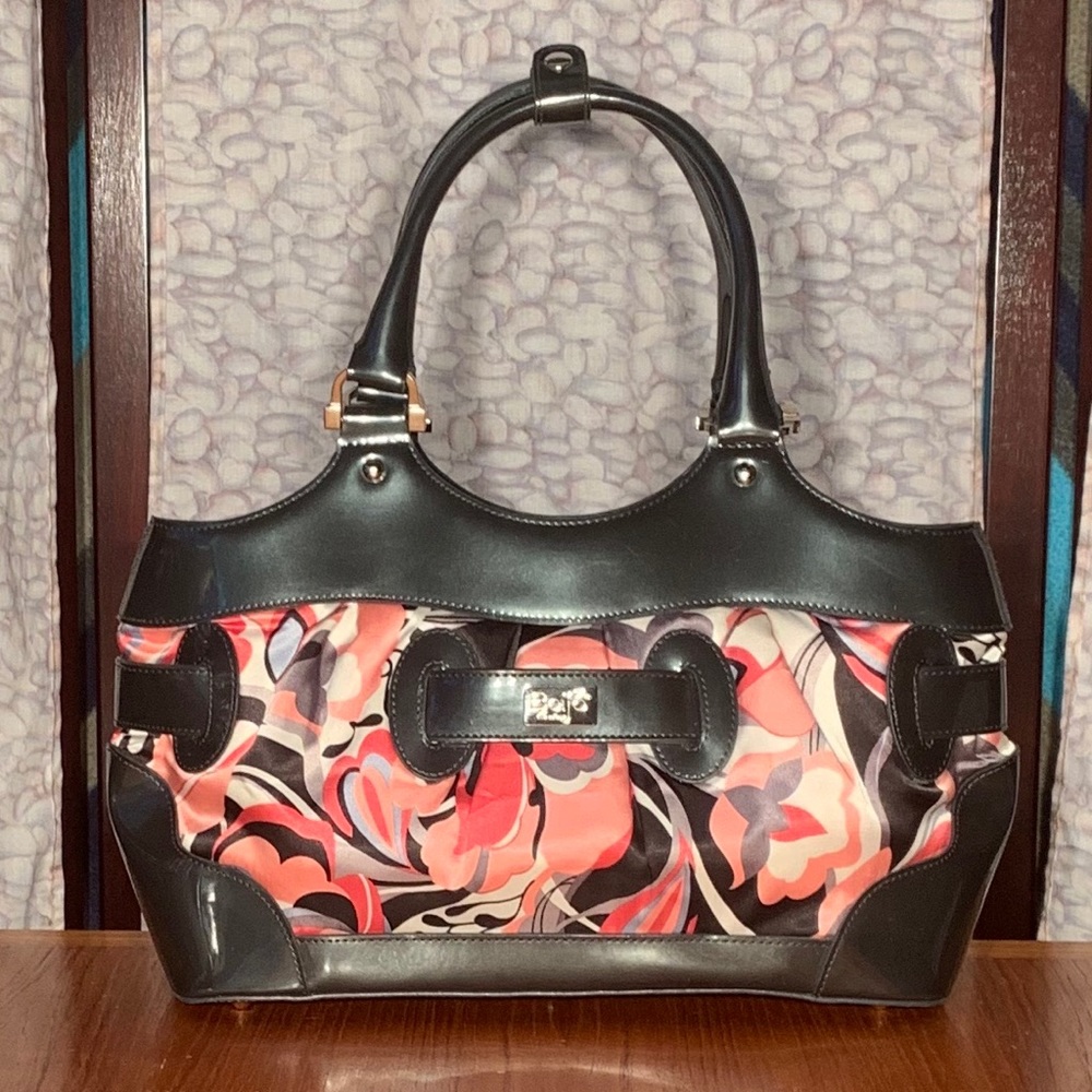 Beijo Couture patent leather and floral bag.